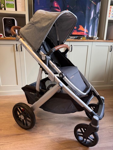 Uppababy vista pushchair - v2,