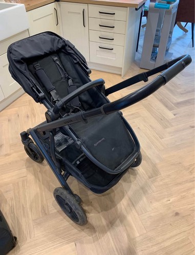 Uppababy vista stroller - v2,