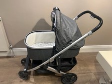 Uppababy Cruz V2, Pushchair